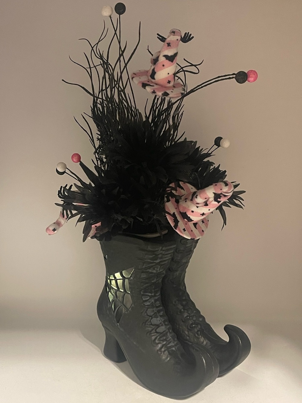 Gothic Halloween Centerpiece Witch Boots Plastic Vase w/Pink Hats & Faux Florals